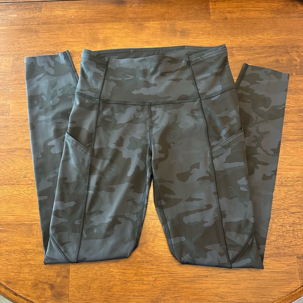 Lululemon Camouflage Fast and Free Leggings with Pockets size 4